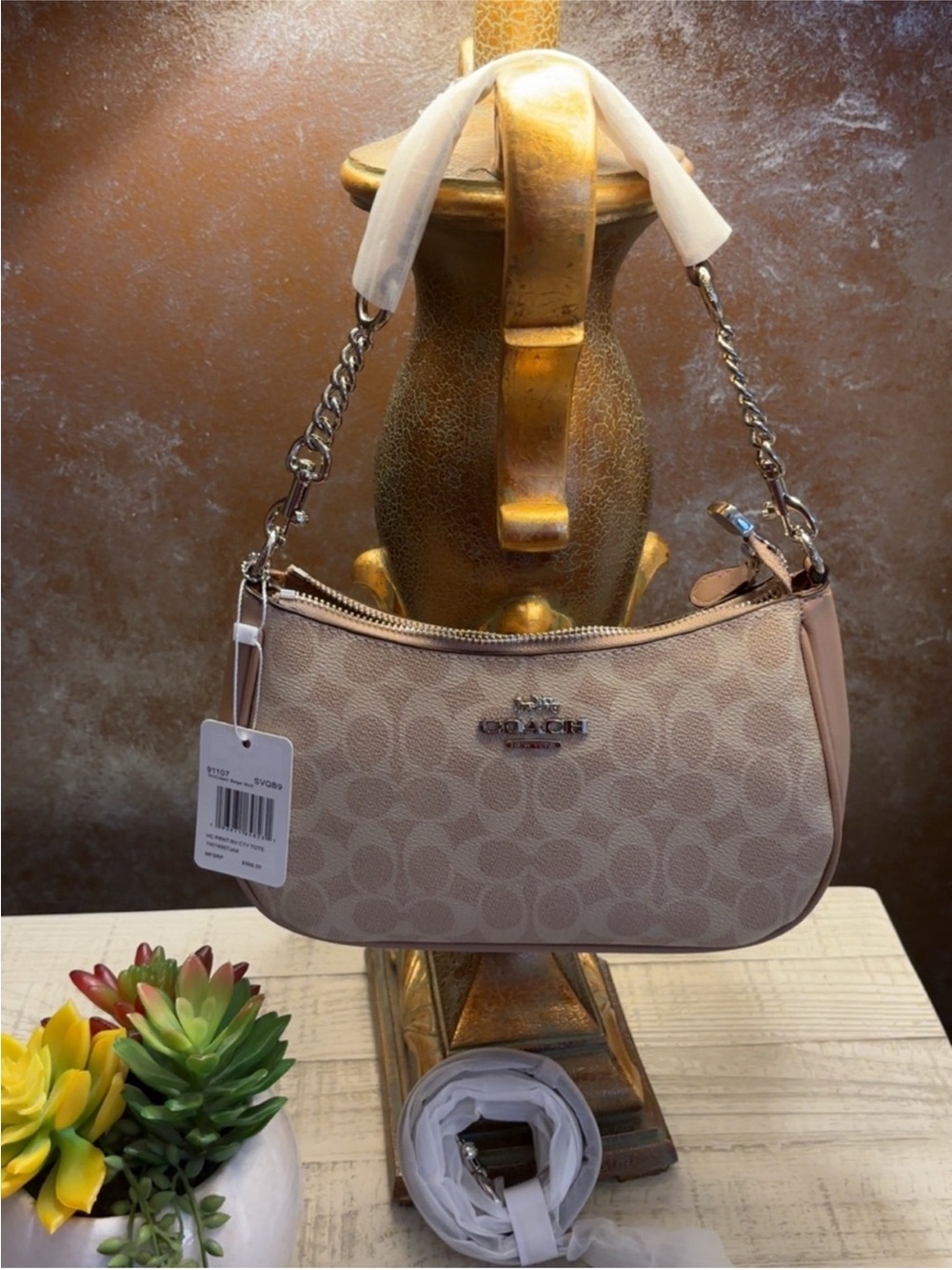 New ~ Designer Beige Signature Bag With Leather & Chain Shoulder Strap